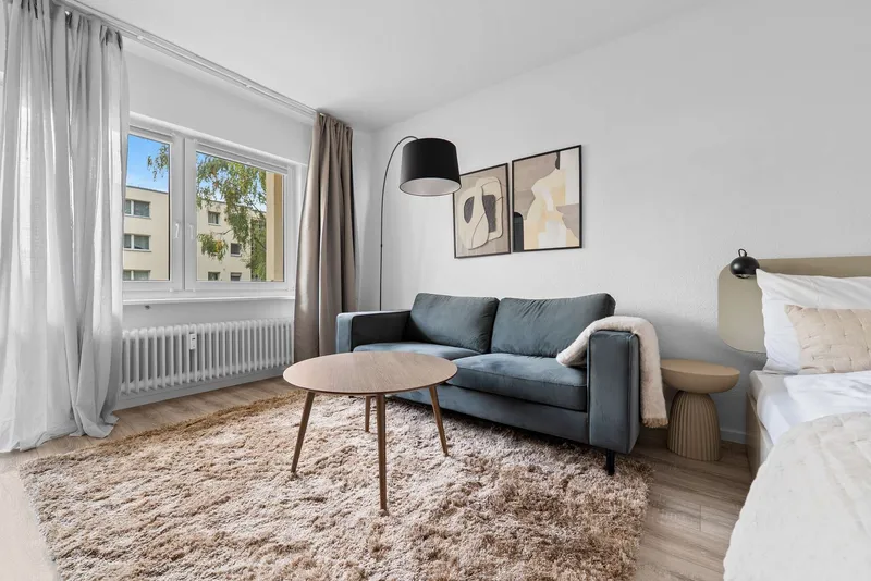 Beeindruckende 1-Zimmer Wohnung in Neukölln - voll möbliert — photo 1